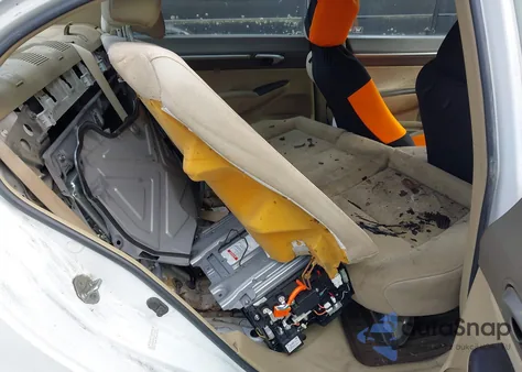 2007 Honda Civic Hybrid from USA, damaged, VIN JHMFA36247S020038